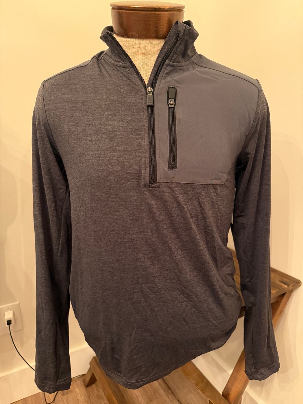 Tek Gear Men’s Quarter Zip Pullover Gray Size S